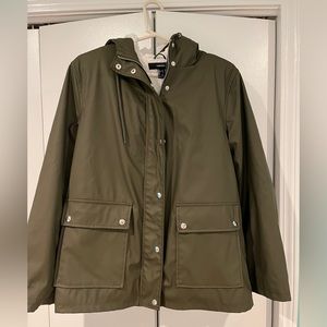Forever 21 water repellent olive green with Sherpa lining